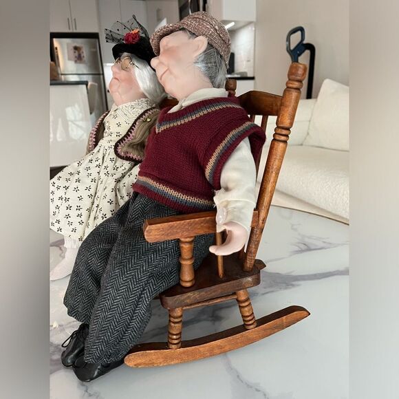 VINTAGE Porcelain Grandma and Grandpa Dolls Set 16" Matching Rocking Chairs - Picture 3 of 14